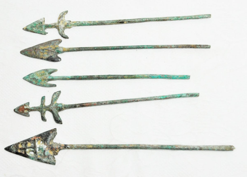 古代鉄製兜　古代中国　西晋時代〜元時代　考古発掘品　古代武具　貴重　博物館クラス F4 古代中国の考古学